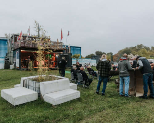 2025_10_11_bluebeach_Camping_Wiese5-1